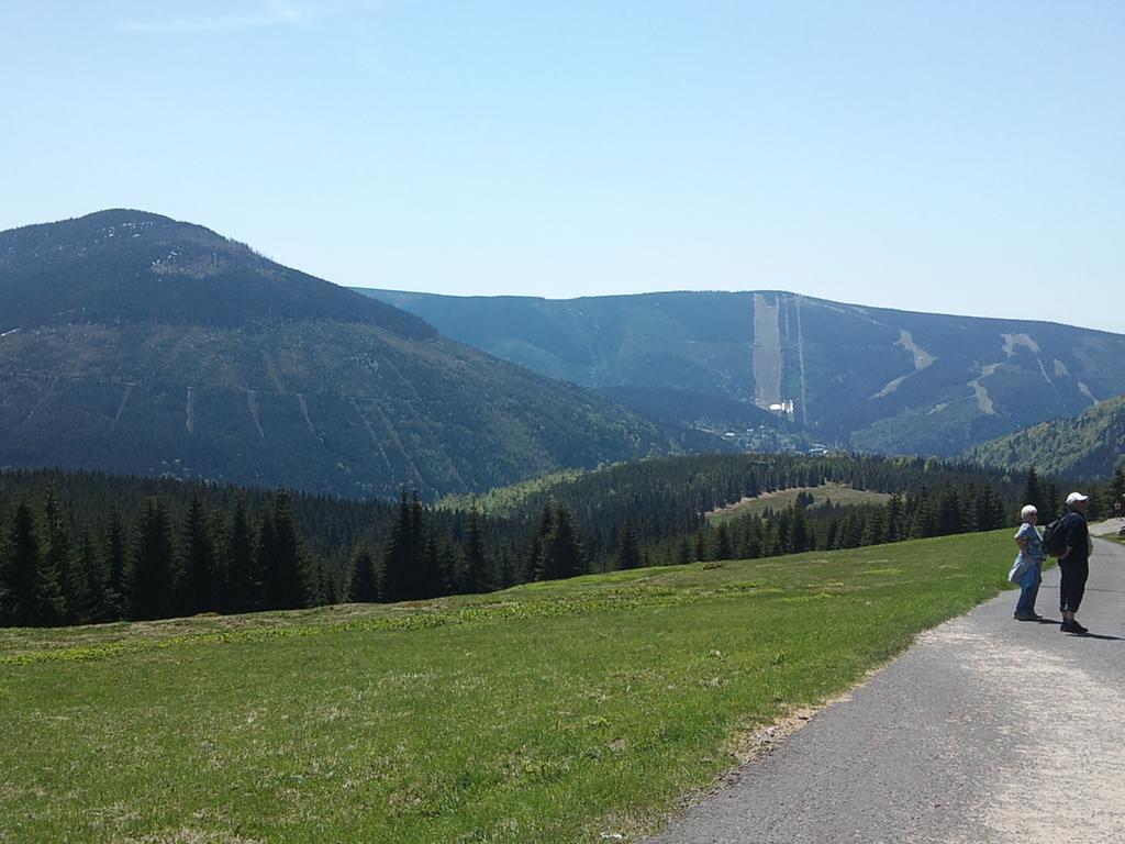 Chata Jawa Hotell Strážné Exteriör bild